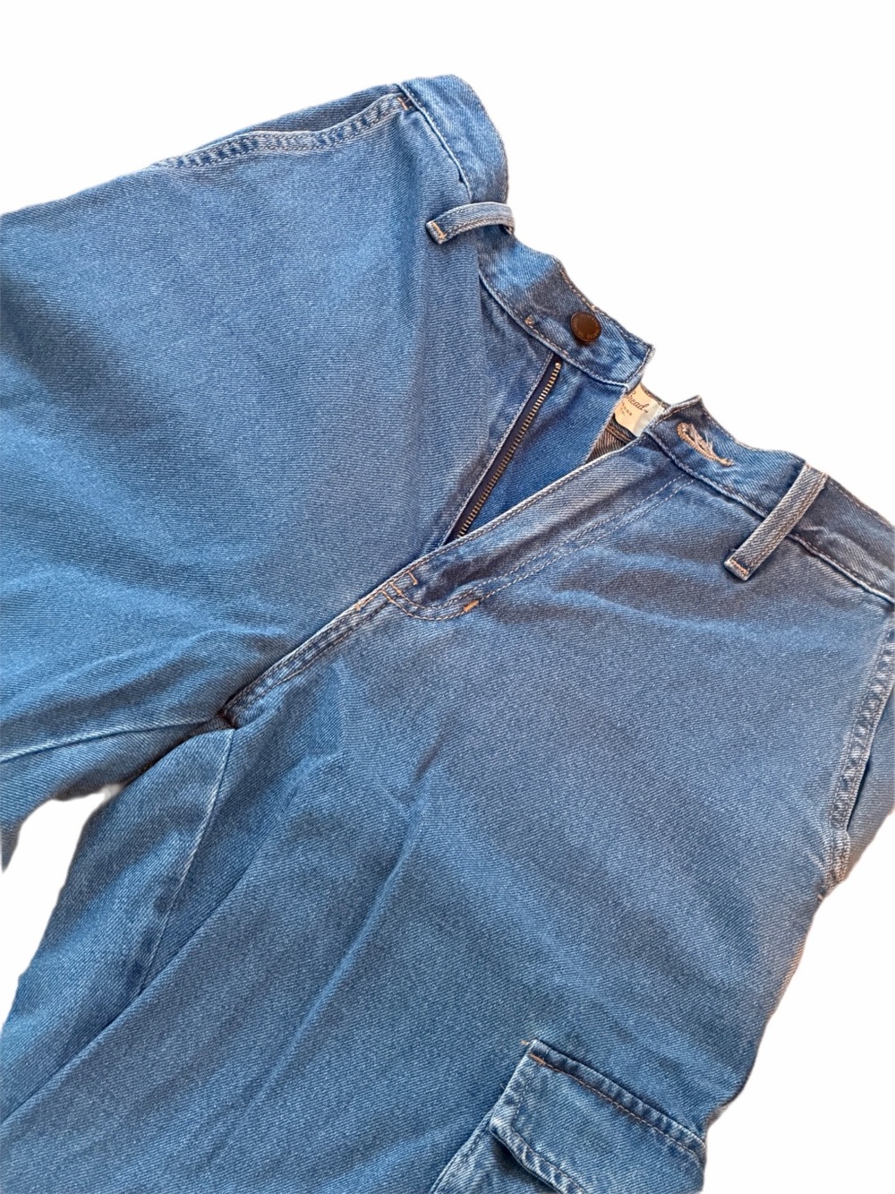 Universal Thread Light Blue Wide-Leg Cargo Jeans - Picture 3 of 5